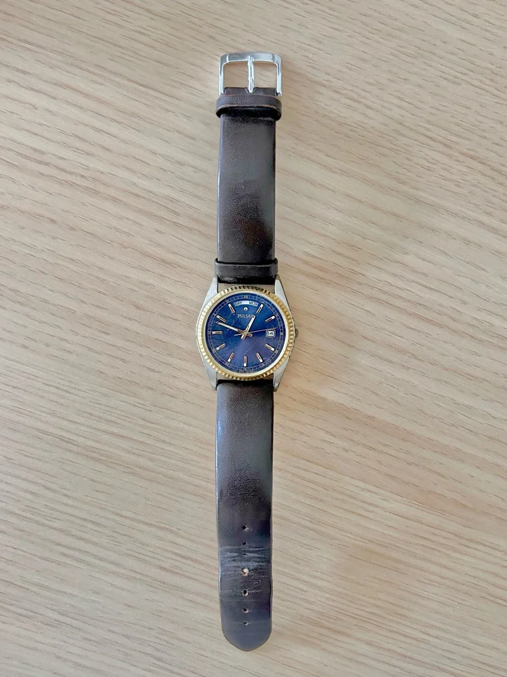 Vintage Pulsar Men’s Quartz Watch Blue Dial Day Date Gold Fluted Bezel